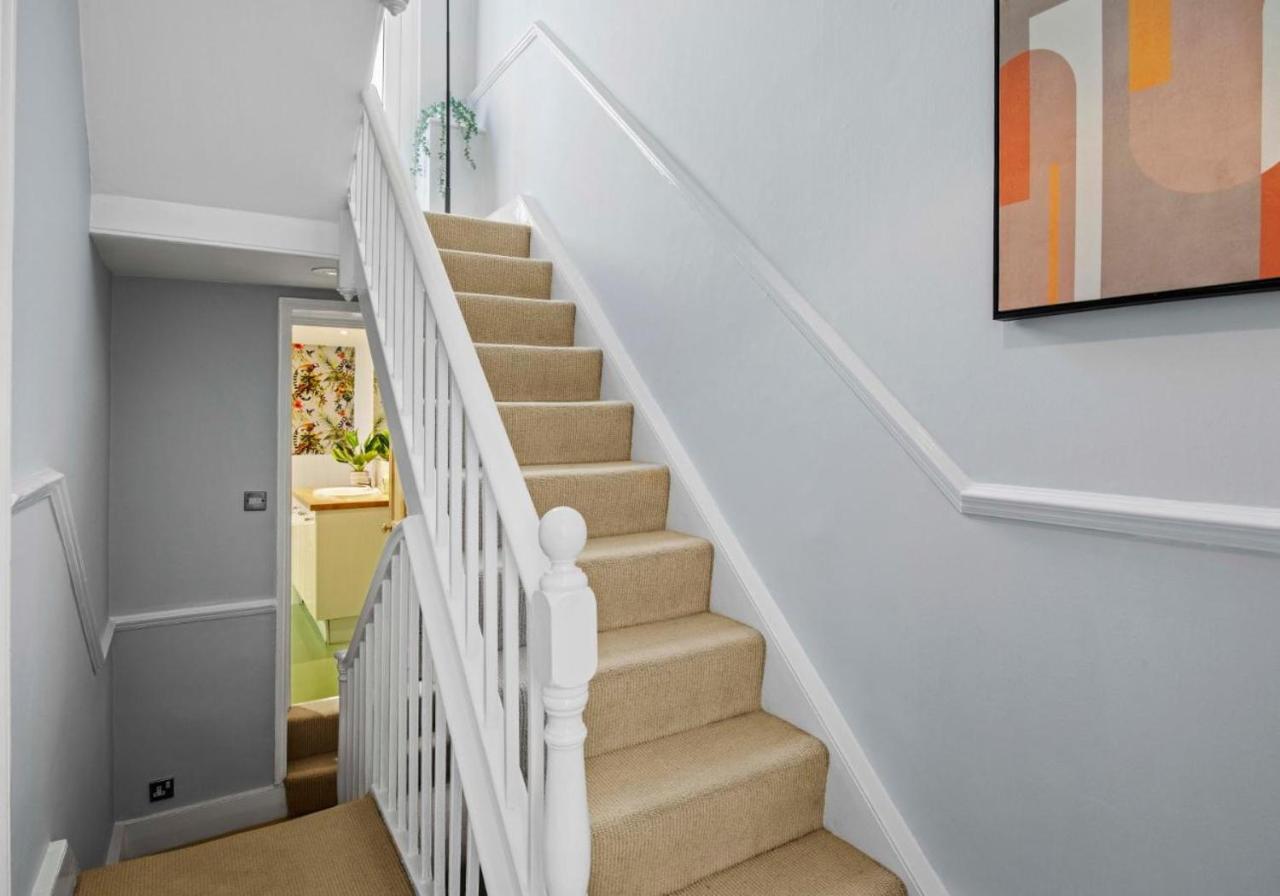 The Townhouse By My Getaways Free Parking Villa Brighton Exterior foto