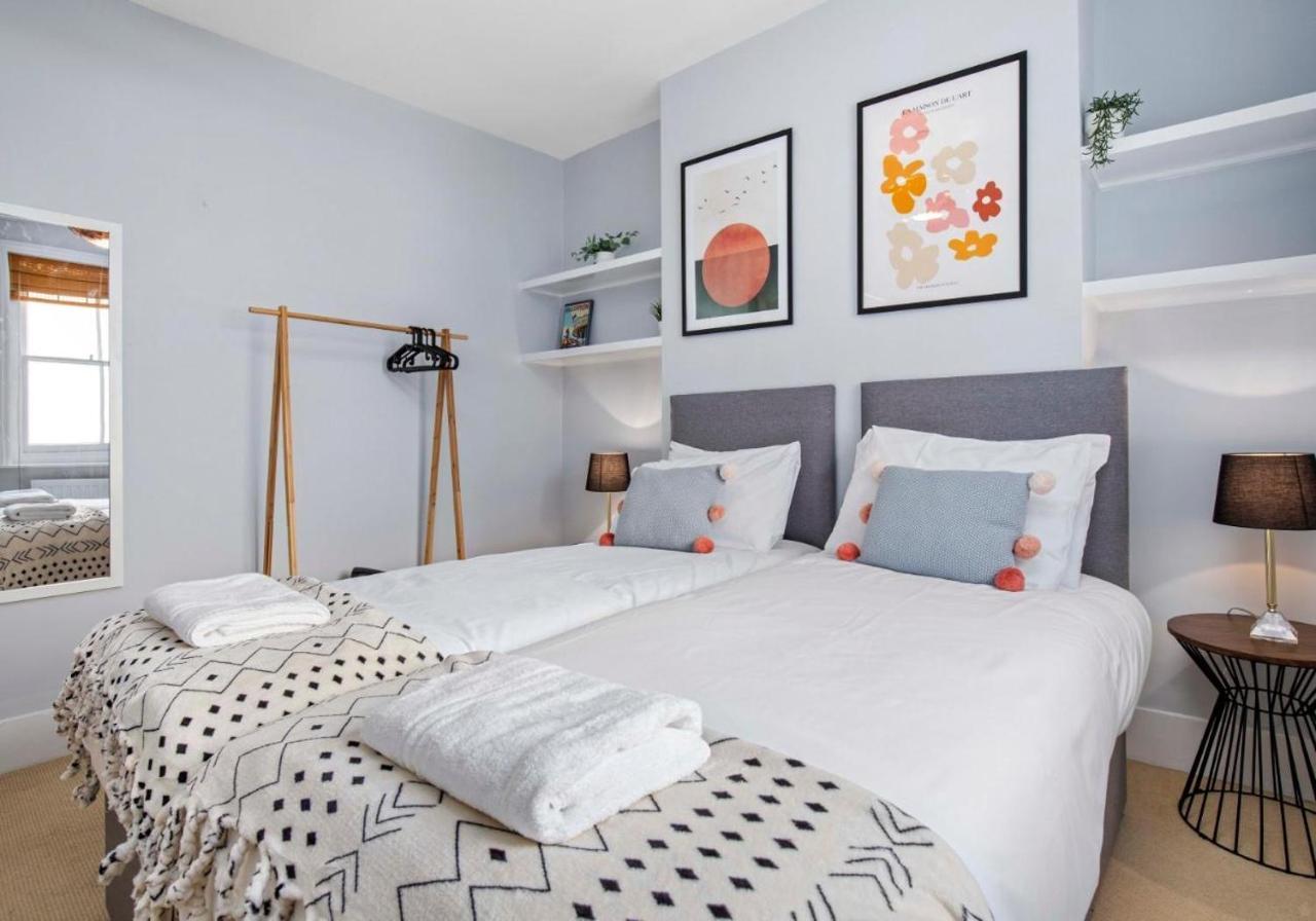 The Townhouse By My Getaways Free Parking Villa Brighton Exterior foto